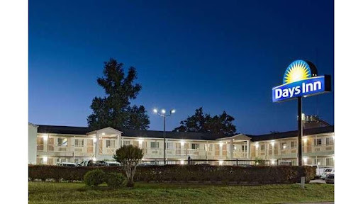 Days Inn by Wyndham Kerrville image 5