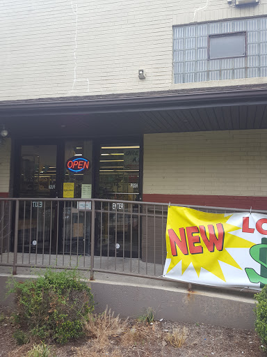 Thrift Store «American Family Services Inc Thrift Shoppe», reviews and photos, 1804 Leithsville Rd, Hellertown, PA 18055, USA