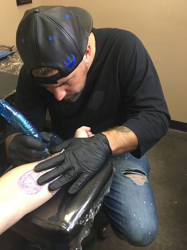 Tattoo Shop «Boss Frog Tattoos», reviews and photos, 4023 W University Dr, McKinney, TX 75071, USA