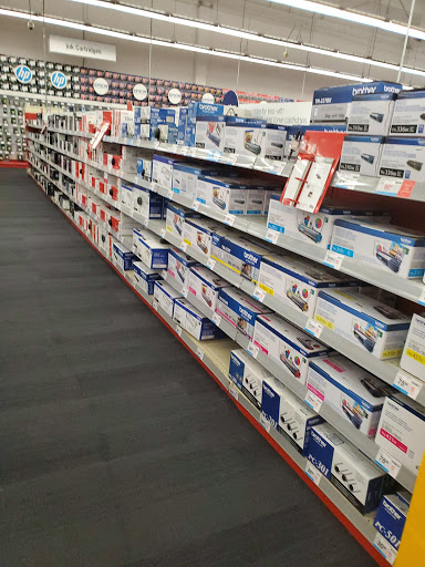 Office Supply Store «Staples», reviews and photos, 2052 S Bundy Dr, West Los Angeles, CA 90025, USA