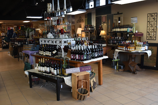 Wine Store «Wines of Iowa», reviews and photos, 234 5th St, West Des Moines, IA 50265, USA