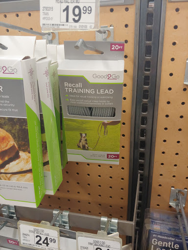 Pet Supply Store «Petco Animal Supplies», reviews and photos, 4908 Kingston Pike, Knoxville, TN 37919, USA