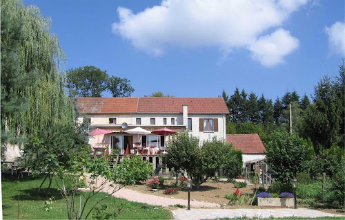 Hotel La Croix des Bois à Lalizolle