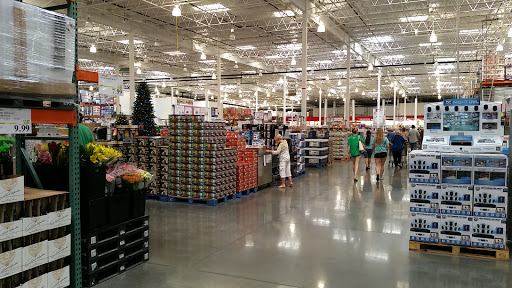 Warehouse store «Costco Wholesale», reviews and photos, 10088 Gulf Center Dr, Fort Myers, FL 33913, USA