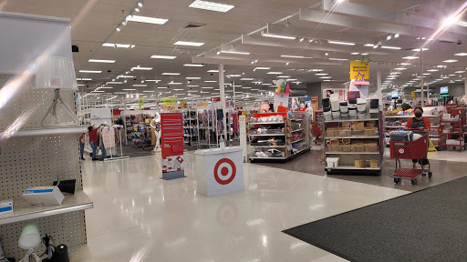 Shopping Mall «Broadway Mall», reviews and photos, 358 N Broadway, Hicksville, NY 11801, USA