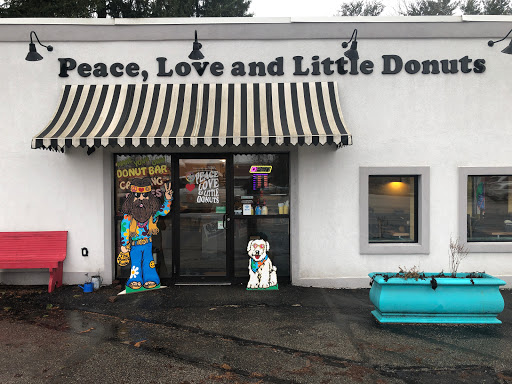 Peace, Love and Little Donuts of Wexford, 11915 Perry Hwy, Wexford, PA 15090, USA, 