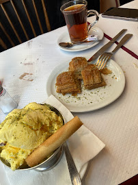 Plats et boissons du Restaurant de spécialités perses Colbeh à Paris - n°10