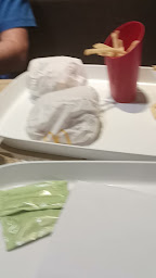 Photo n°33 de McDonald's à Angerville ()