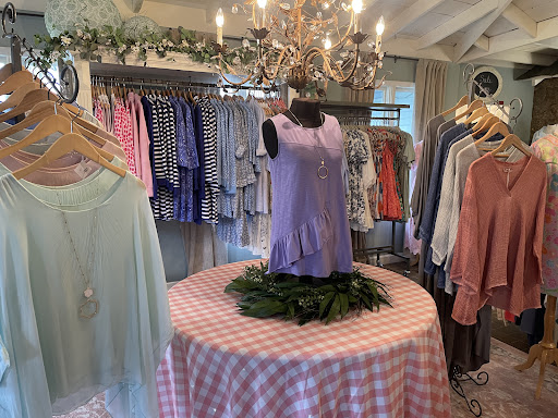 Boutique «High Cotton Vintage Home Furnishings», reviews and photos, 213 N Spring St, Manchester, TN 37355, USA