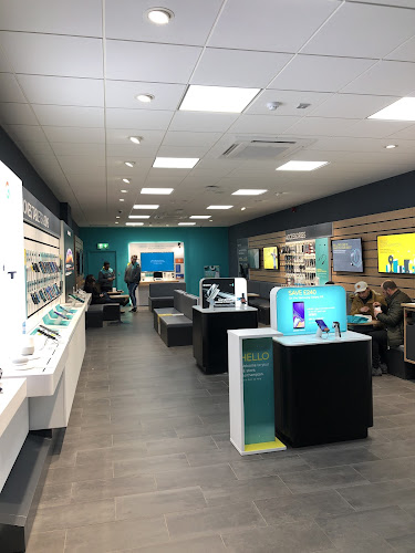 Reviews of EE in Northampton - Cell phone store