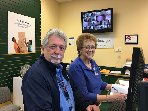 Self-Storage Facility «Life Storage», reviews and photos, 5738 Dillard Dr, Cary, NC 27518, USA