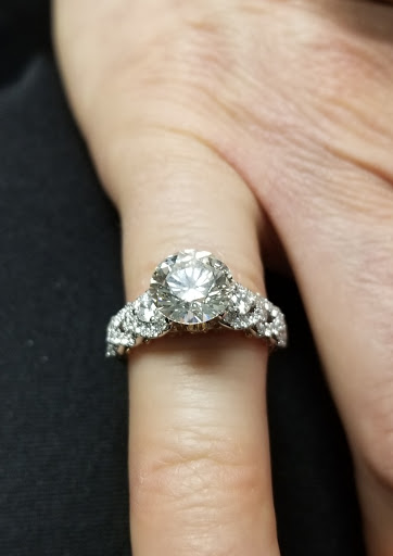 Jeweler «L S Jewelers», reviews and photos, 1910 Park Manor Blvd, Pittsburgh, PA 15205, USA