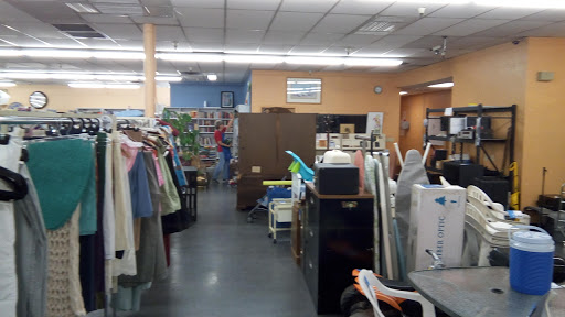 Non-Profit Organization «Society of St. Vincent de Paul - Mesa Thrift Store», reviews and photos, 2352 W Main St, Mesa, AZ 85201, USA