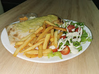 Plats et boissons du Restauration rapide Burger & Tacos à Sorgues - n°1