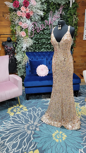 Consignment Shop «The White Pear Formal Consignment Boutique», reviews and photos, 1128 W Market St, Pottsville, PA 17901, USA