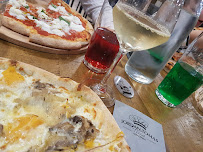 Pizza du Pizzeria Jordan Tomas - Pizza Mamamia Limonest - n°15