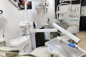 Val-u-Dent Dental Clinic image