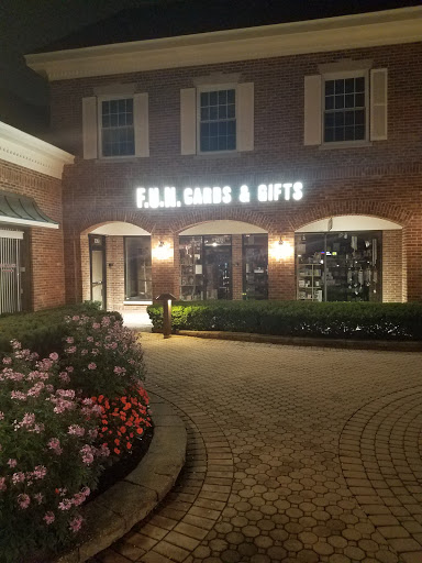 Gift Shop «FUN Cards and Gifts», reviews and photos, 1442 Waukegan Rd, Glenview, IL 60025, USA