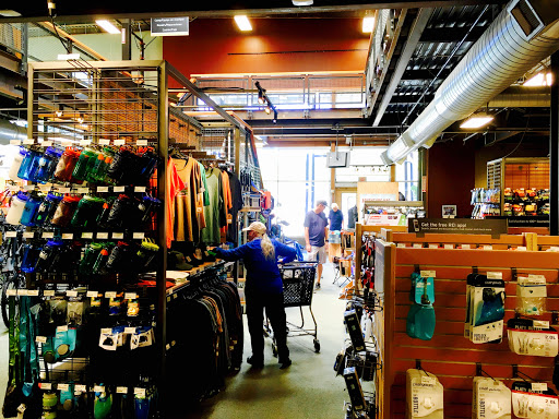 Camping Store «REI», reviews and photos, 1590 Leucadia Blvd, Encinitas, CA 92024, USA