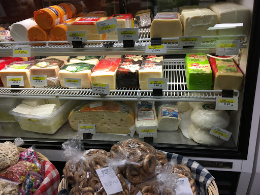 Grocery Store «Good Neighbor Store», reviews and photos, 4107 SE 82nd Ave, Portland, OR 97266, USA