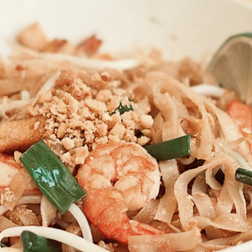 Van's Kitchen Thai & Laos Cuisine
