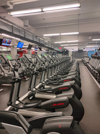 Gym «Blink Fitness Roosevelt», reviews and photos, 78-14 Roosevelt Ave, Queens, NY 11372, USA