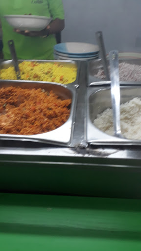 Two 4 Seven Restaurant & Bar, 1 Port Harcourt Cres, Garki, Abuja, Nigeria, Chicken Restaurant, state Nasarawa