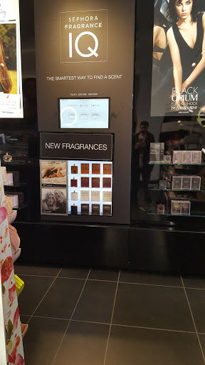 Cosmetics Store «SEPHORA», reviews and photos, 1950 Northern Blvd, Manhasset, NY 11030, USA