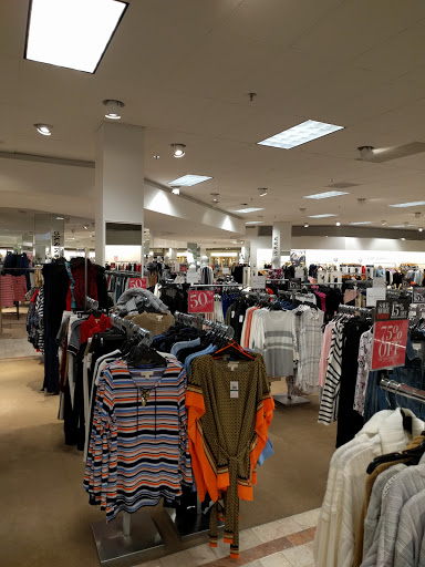 Department Store «Lord & Taylor», reviews and photos, 27650 Novi Road, Novi, MI 48377, USA