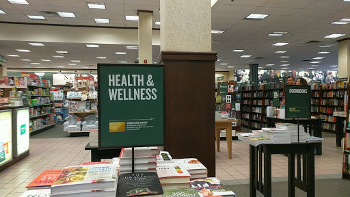 Book Store «Barnes & Noble», reviews and photos, 5231 E 41st St, Tulsa, OK 74135, USA
