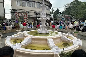 MALL Water Fountain image