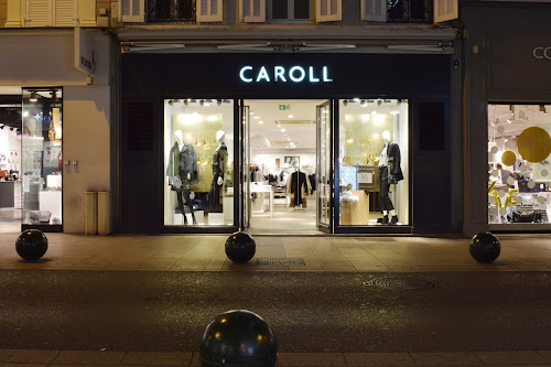 Magasin de vêtements pour femmes Caroll Cannes
