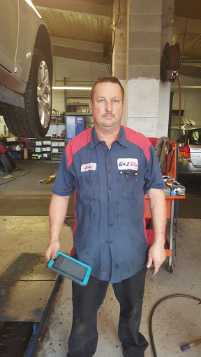 Auto Repair Shop «G & J Auto Center», reviews and photos, 355 NW 3rd St, Corvallis, OR 97330, USA