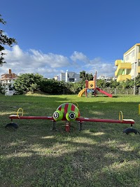 勢理客小公園