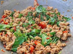 ร้านข้าวมันไก่ช้อนเงินช้อนทอง