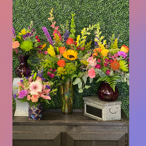 Florist «Devault Floral», reviews and photos, 3703 19th St, Lubbock, TX 79410, USA