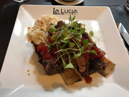 LA LUCIA Grill & Bar - Av. Sarmiento