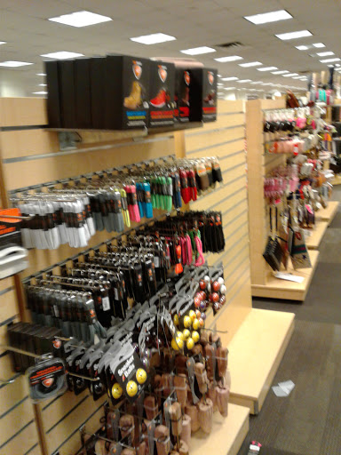 Shoe Store «DSW Designer Shoe Warehouse», reviews and photos, 8801 Queens Blvd, Elmhurst, NY 11373, USA