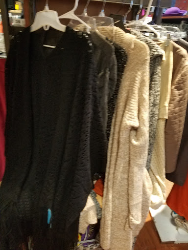 Consignment Shop «Brand Used Thrift And Consignment Shop», reviews and photos, 157 Dolson Ave, Middletown, NY 10940, USA