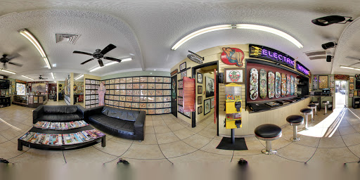 Tattoo Shop «Tattooed Planet», reviews and photos, 204 E University Dr, Tempe, AZ 85281, USA