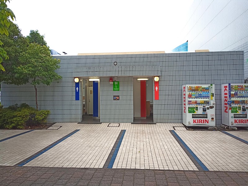 横浜アリーナ公衆トイレ