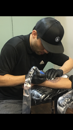 Explore tattoo ideas for females on hips, creative tattoo ideas in Somerset, available at Benny binnu tattoo