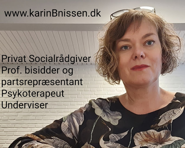 Kommentarer og anmeldelser af Privat Socialrådgiver Karin B Nissen + Klinik for Psykoterapi