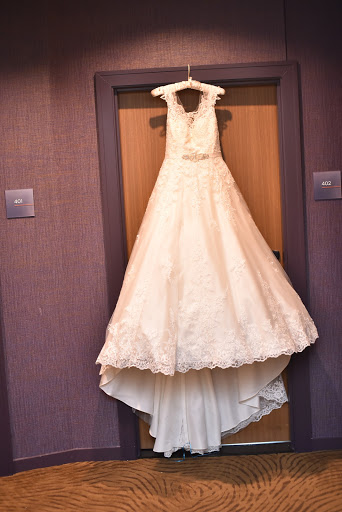 Wedding Store «Atelier Igar Bridal», reviews and photos, 723 E Dundee Rd, Arlington Heights, IL 60004, USA