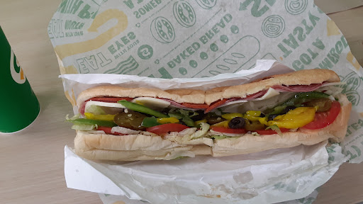 Sandwich Shop «Subway», reviews and photos, 3775 Sixes Rd #170, Canton, GA 30114, USA