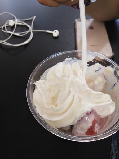 Frutopia Paleteria & Ice cream