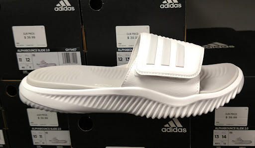 Shoe Store «Shoe Carnival», reviews and photos, 833 Dawsonville Hwy, Gainesville, GA 30501, USA