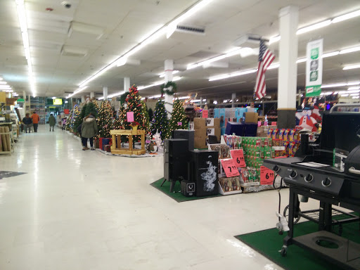 Home Improvement Store «Menards», reviews and photos, 2280 Maplewood Dr E, Maplewood, MN 55109, USA