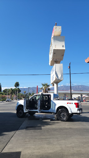 Car Wash «Village Car Wash», reviews and photos, 530 E Foothill Blvd, Pomona, CA 91767, USA