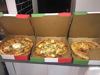 Plats et boissons du Pizza Lina Pizzeria à Saint-Chéron - n°5